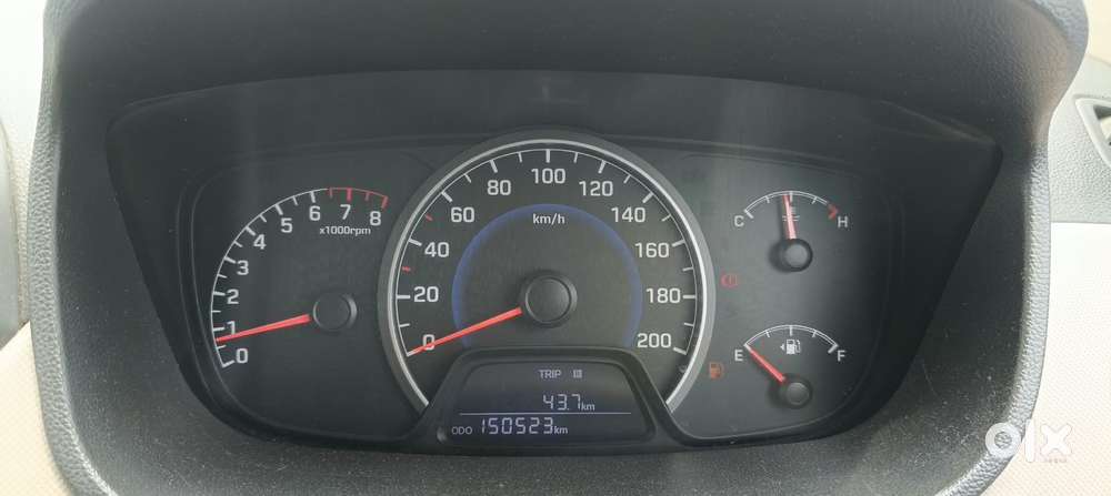 Hyundai Grand I10 Sportz, 2016, Petrol
