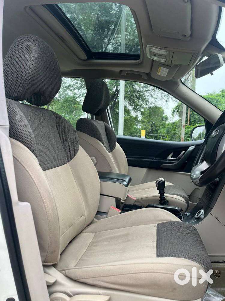 Mahindra Xuv500 W9 1.99, 2018, Diesel