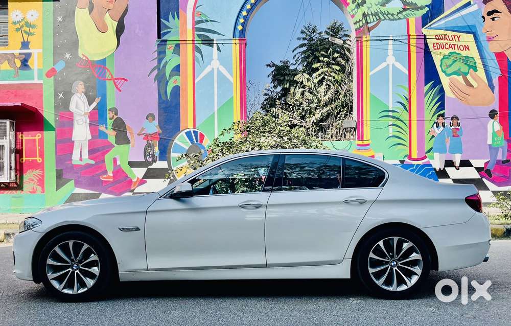 Bmw 5 Series 2.0 520i Luxury Line, 2017, Petrol