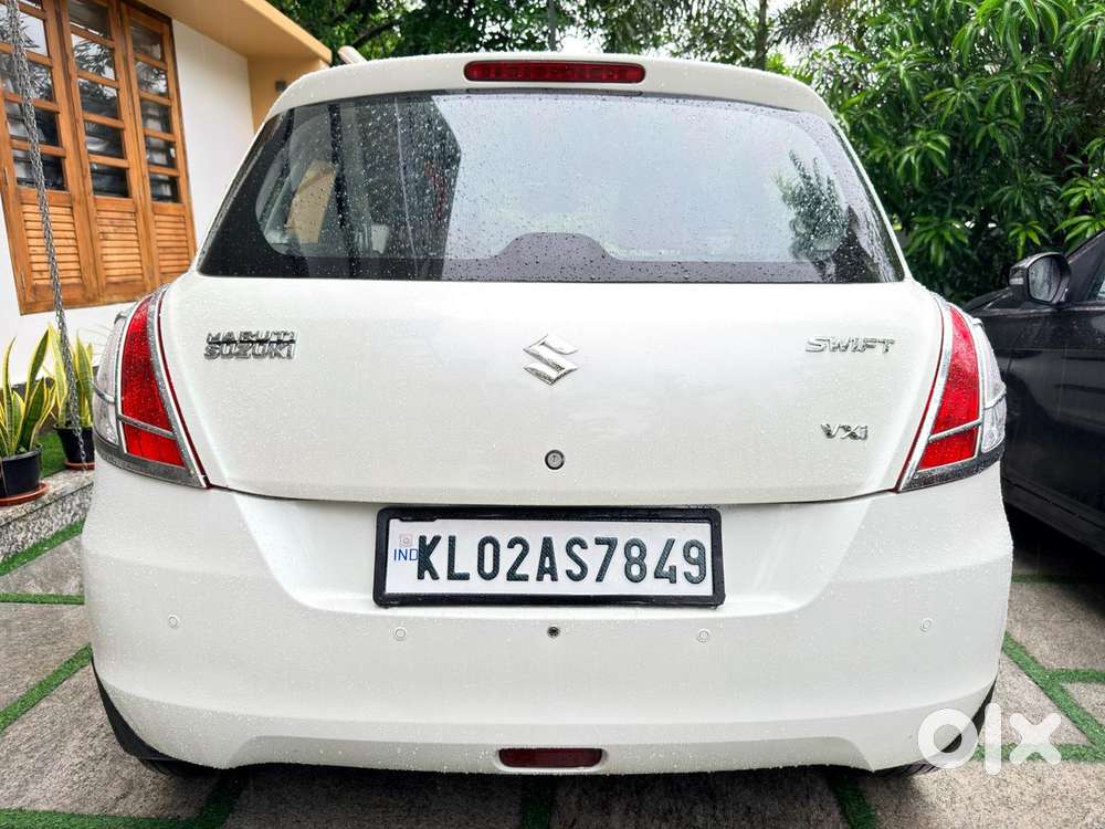 Maruti Suzuki Swift Vxi, 2014, Petrol