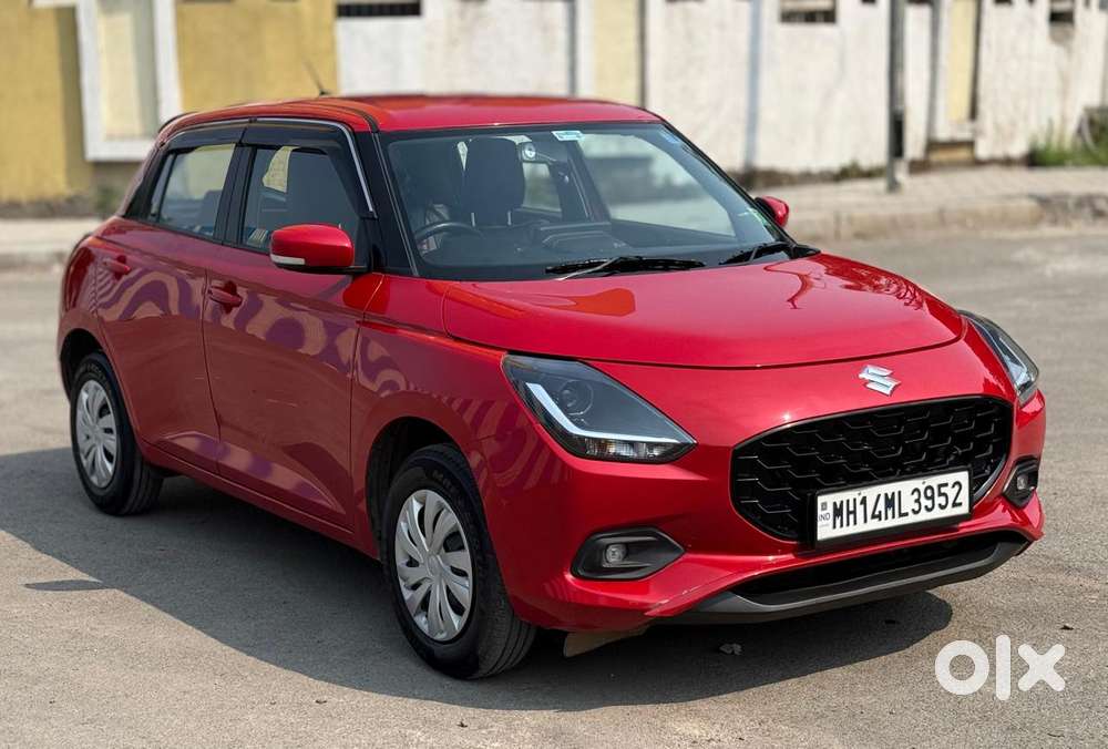 Maruti Suzuki Swift Vxi + Manual, 2025, Petrol