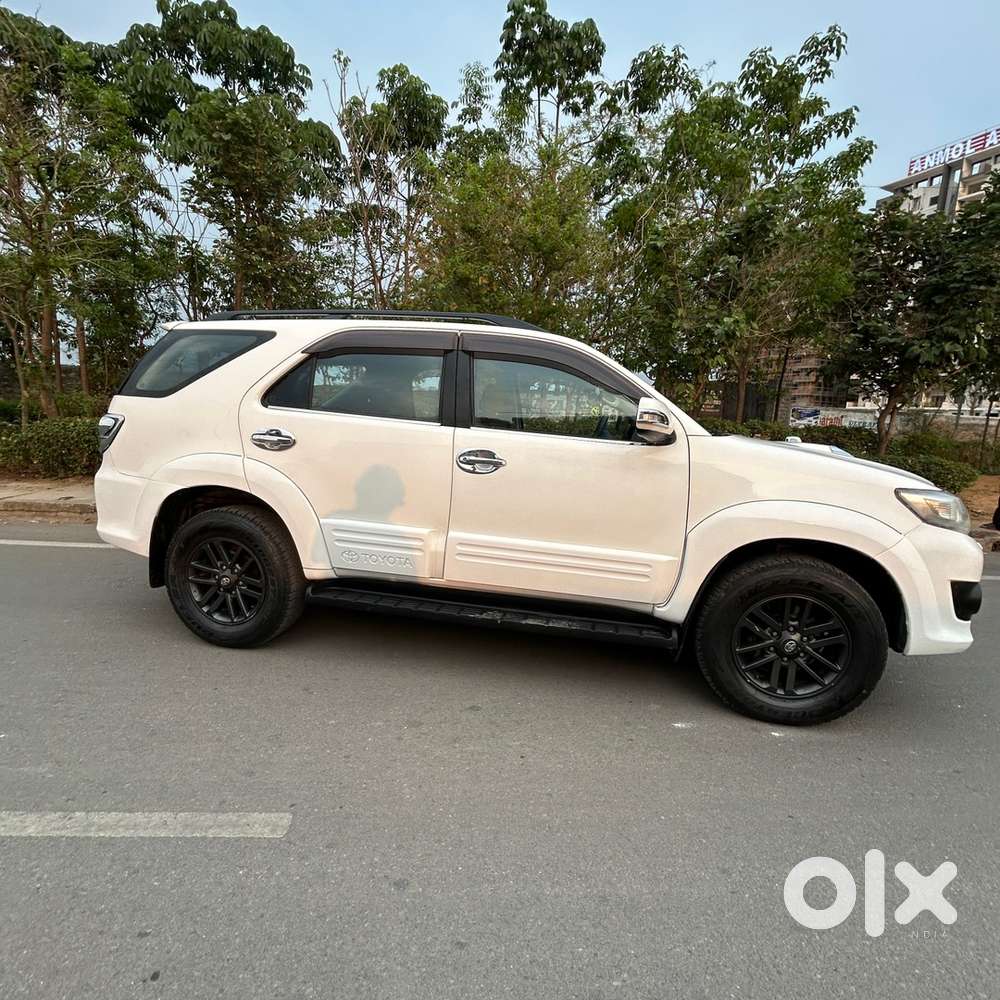 Toyota Fortuner Diesel 2015 Model