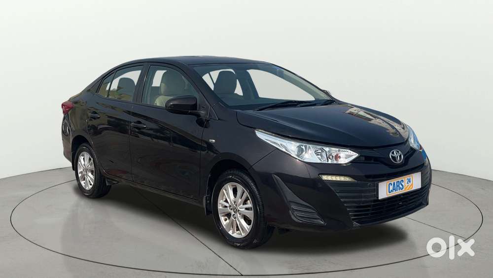 Toyota Yaris J Cvt, 2019, Petrol