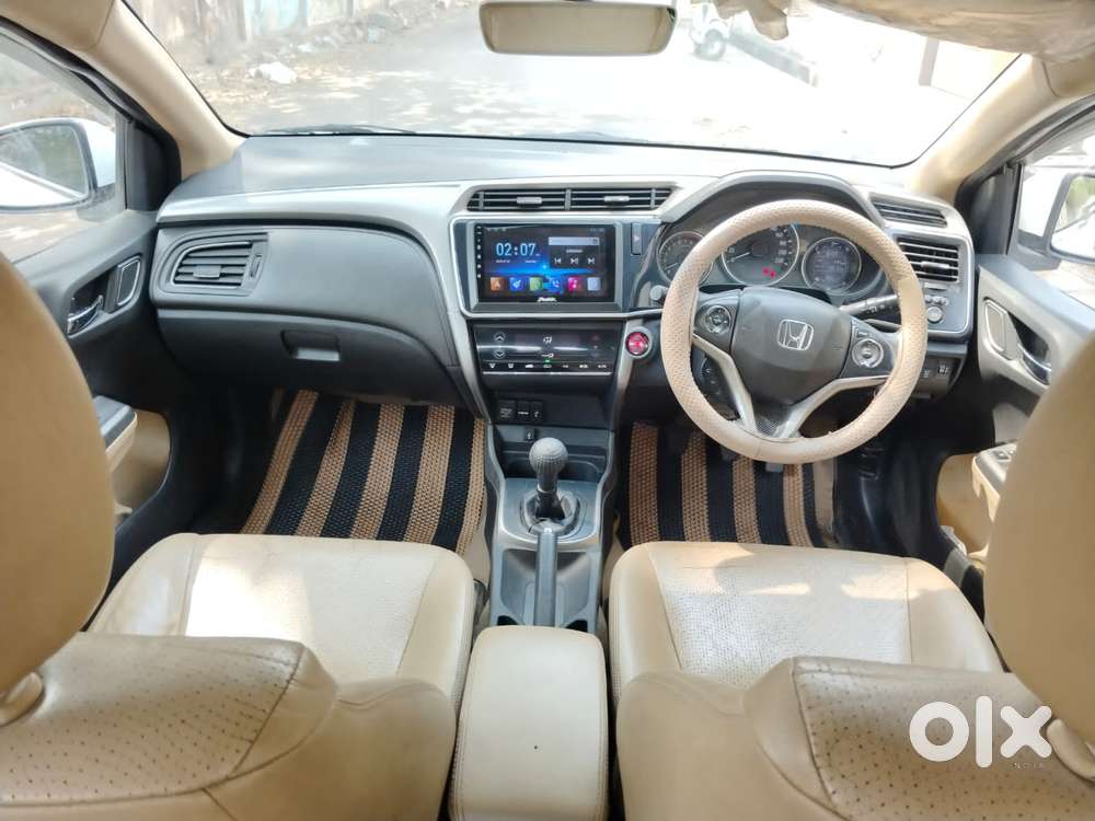 Honda City V Mt Sunroof, 2018, Petrol
