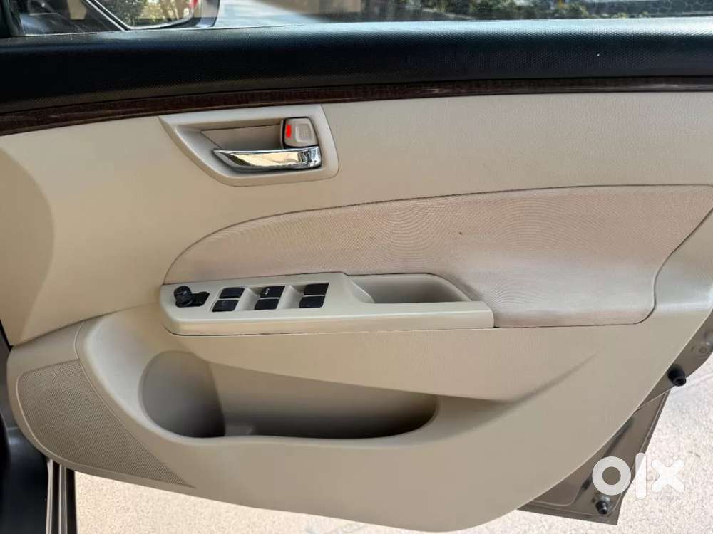 Maruti Suzuki Swift Dzire Amt Vxi, 2016, Petrol