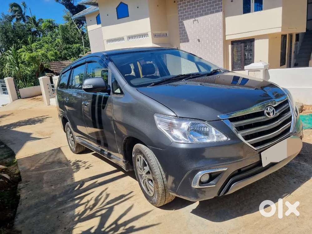 Toyota Innova Diesel 2016 V  Manual 270k Km