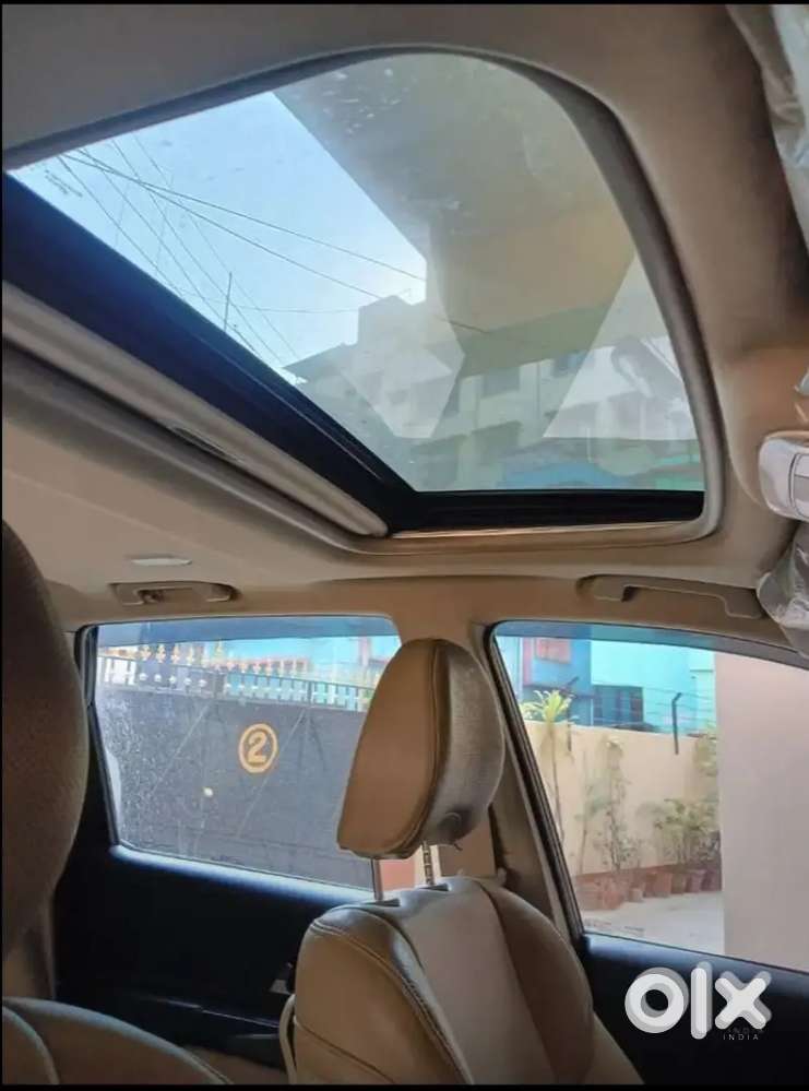 Mahindra Xuv 500 W10 Model/ 24000 Km Driven