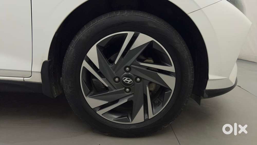 Hyundai New I20 1.0 Asta (o) Turbo Dct, 2023, Petrol