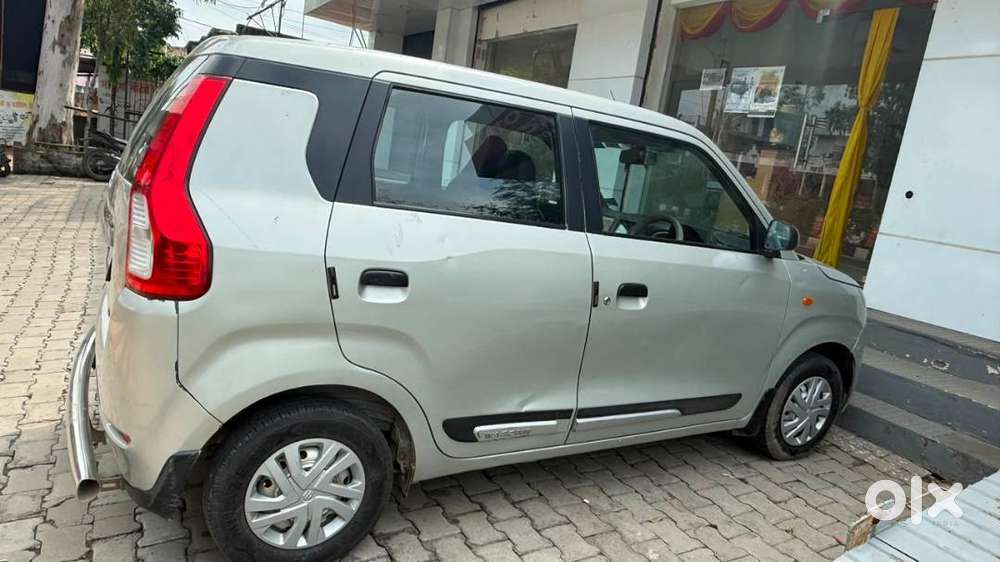 Maruti Suzuki Wagon R 1.0 2022 Cng & Hybrids Well Maintained