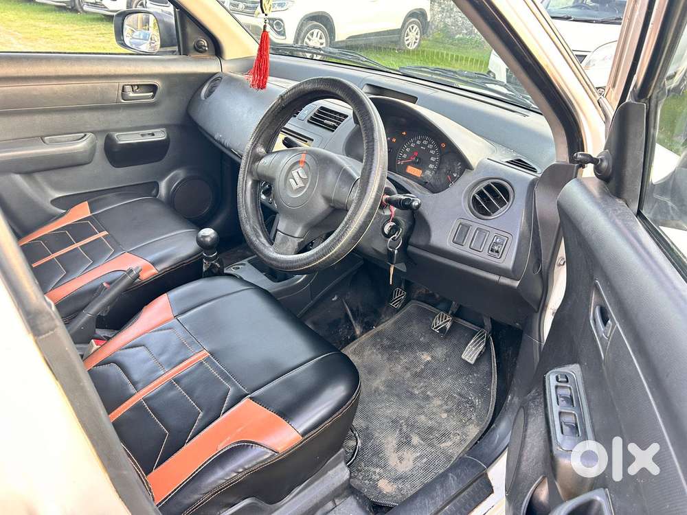 Maruti Suzuki Swift Dzire Tour Ldi, 2016, Diesel