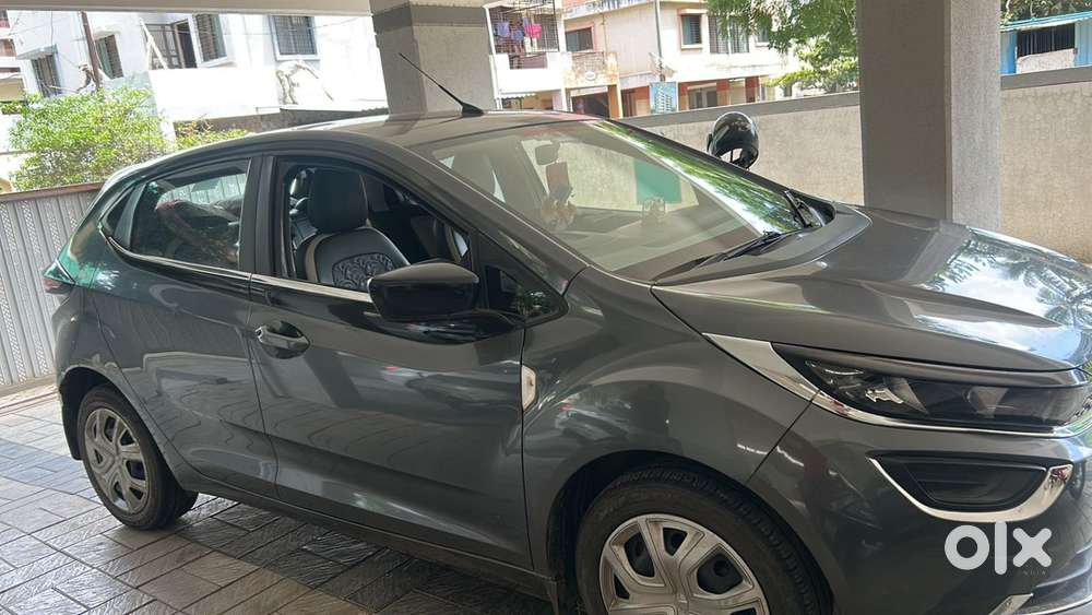Tata Altroz Petrol 2022