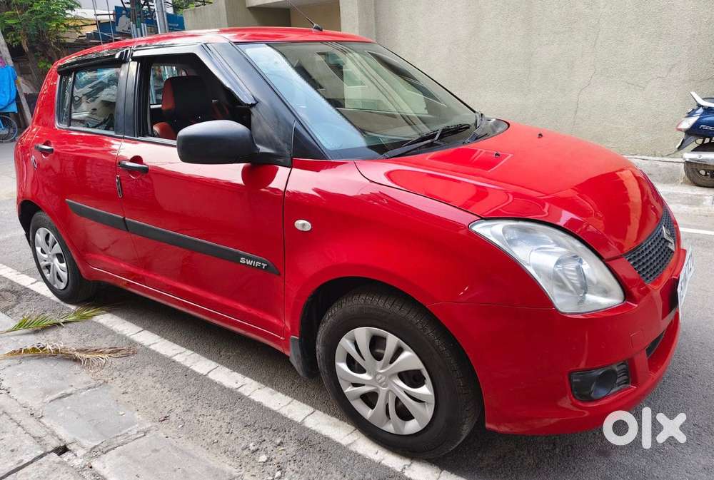 Maruti Suzuki Swift 2004-2010 1.3 Vxi, 2010, Petrol