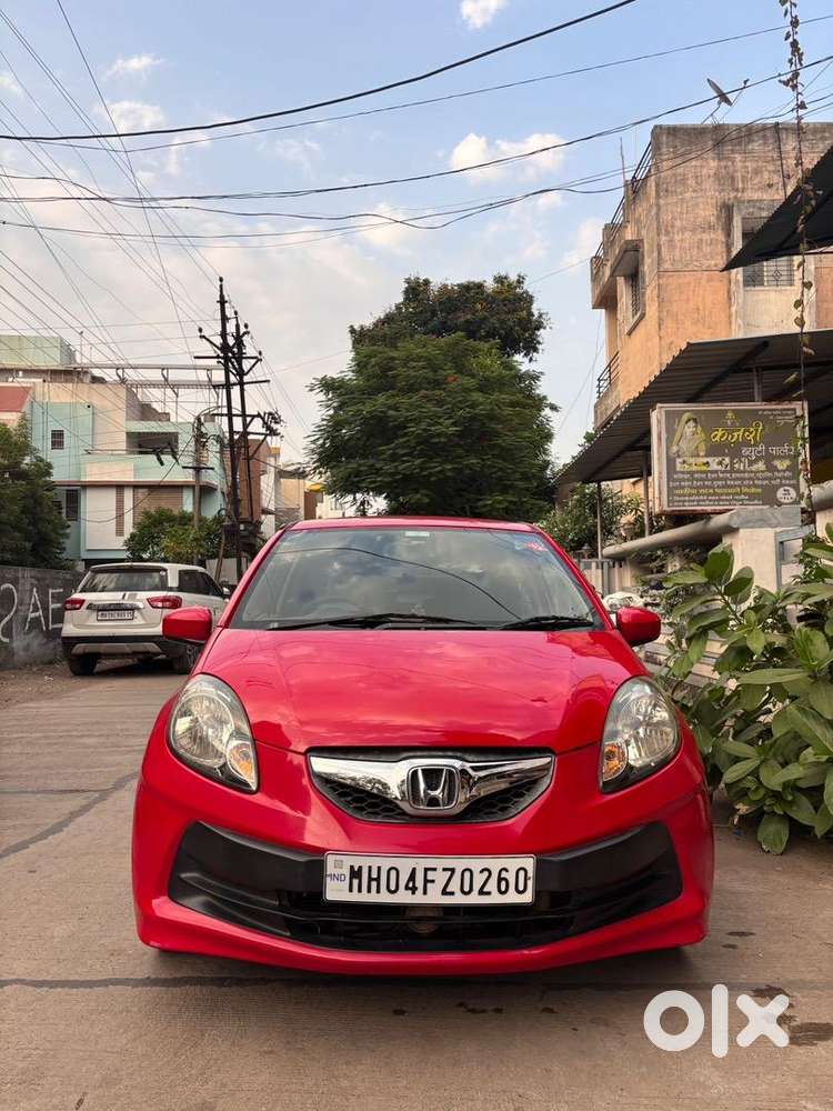 Honda Brio 2012 Petrol Well Maintained
