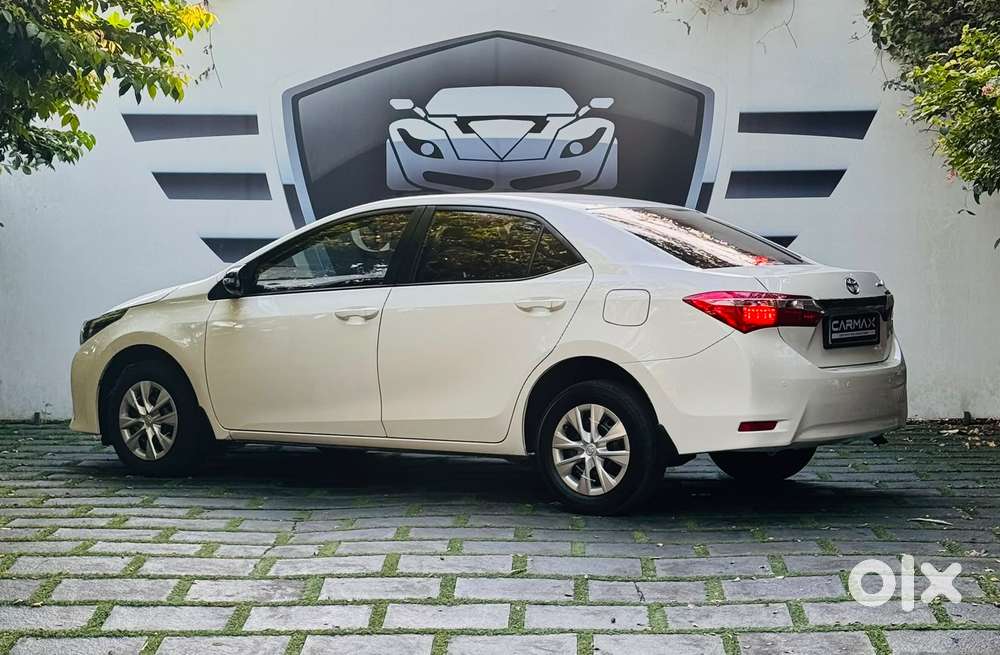 Toyota Corolla Altis D-4d J, 2015, Diesel