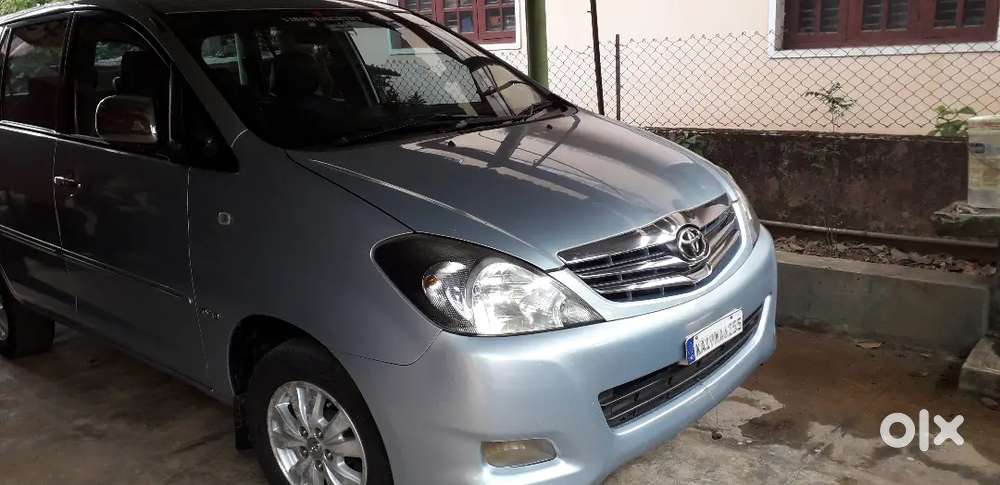 Toyota Innova 2009