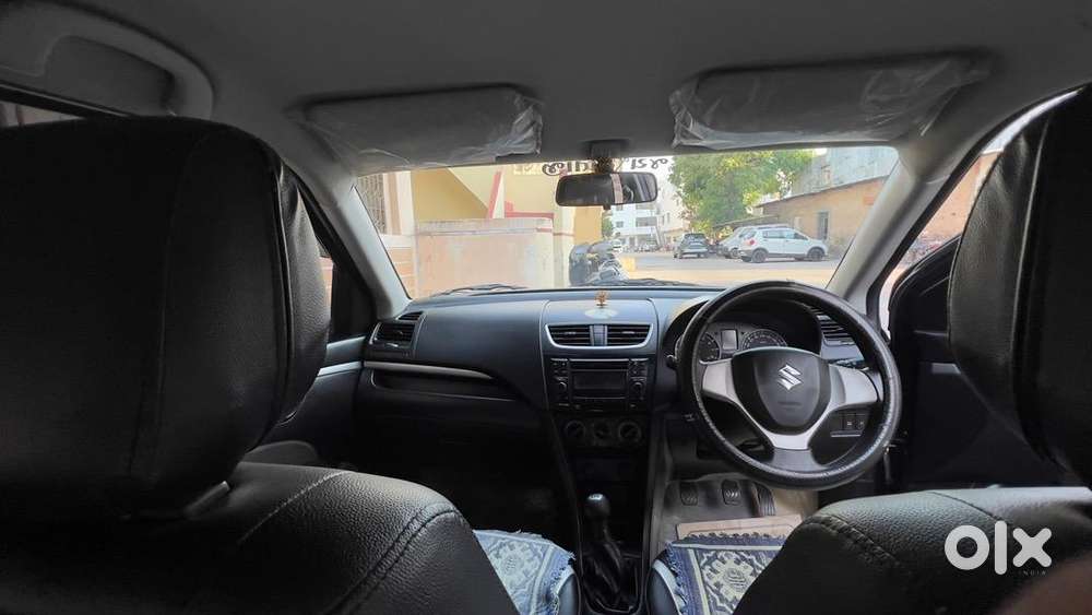 Maruti Suzuki Swift 2017 Petrol 150000 Km Driven