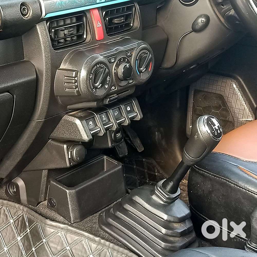Maruti Suzuki Jimny, 2023, Petrol