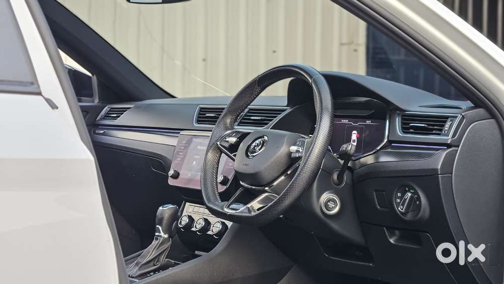 Skoda Superb 2.0 Sportline Tsi At, 2021, Petrol