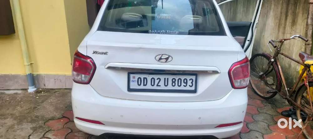 Hyundai Xcent 2015 Model Car
