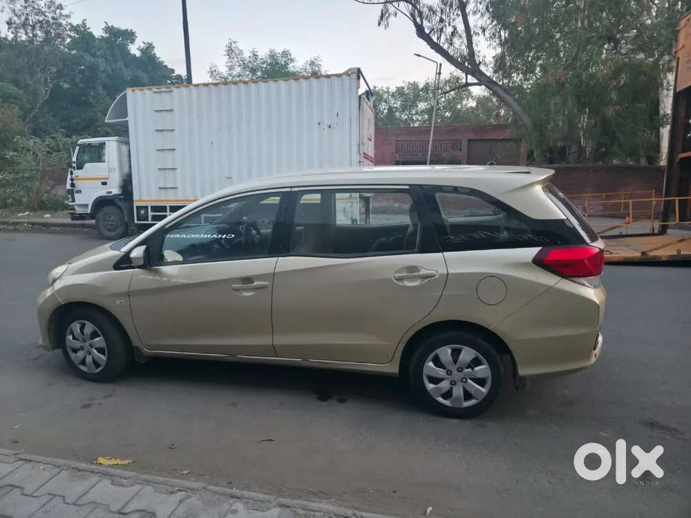 Honda Mobilio 1.5 2014