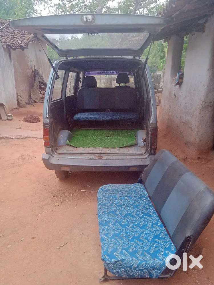Maruti Suzuki Omni 2010