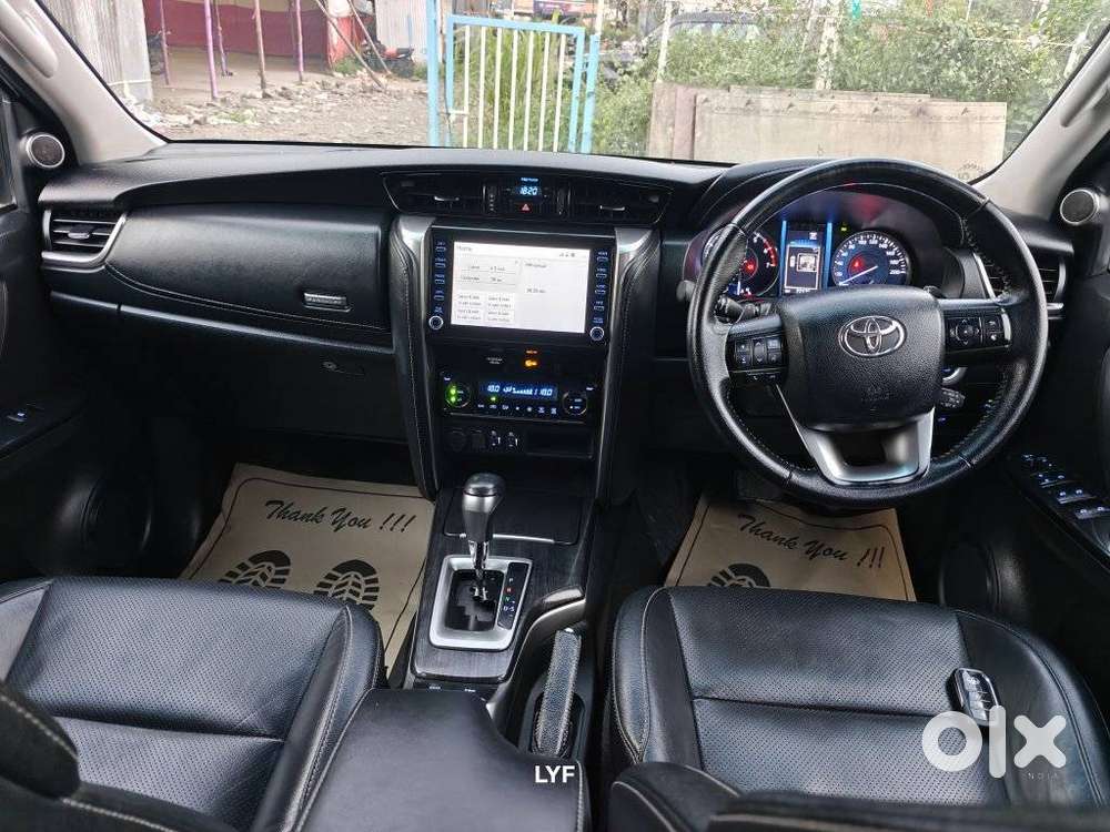 Toyota Fortuner [2021-ongoing] 2.7 2wd Petrol At, 2022, Petrol