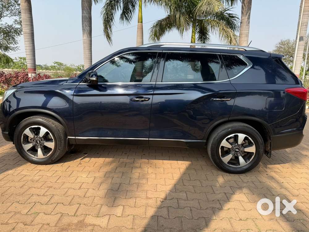 Mahindra Alturas G4 Bs6 2020 Model 4x4 Automatic