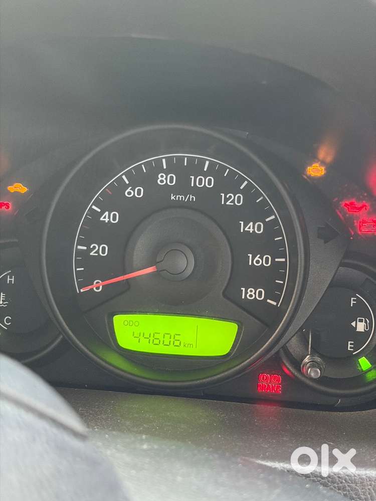 Hyundai Eon 2013 Petrol Manual Year