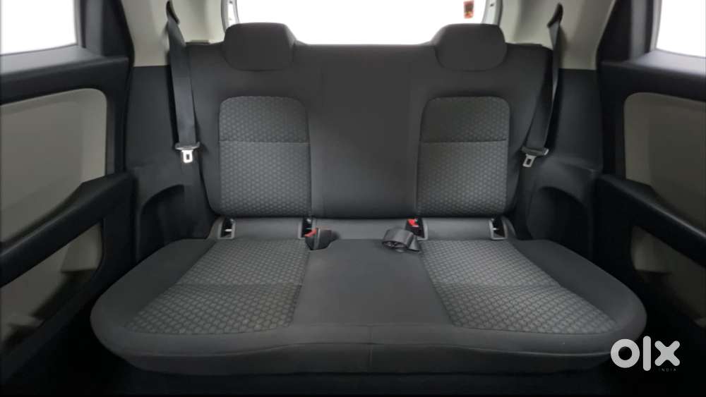 Tata Altroz 1.2 Xm Plus, 2022, Petrol