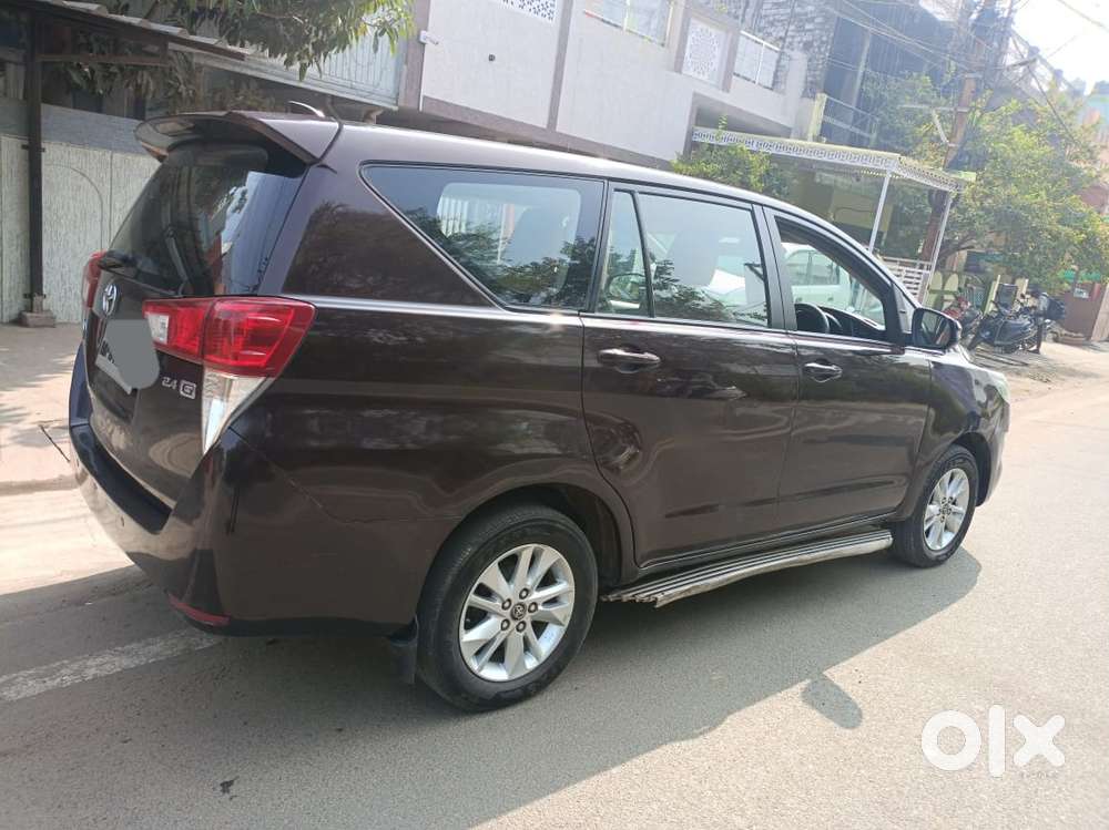 Toyota Innova Crysta 2.4 G Mt 8s, 2017, Diesel