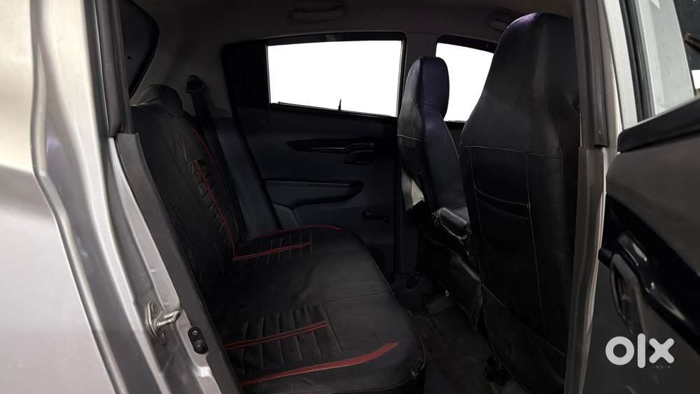 Mahindra Kuv 100 1.2 Trip Cng, 2018, Cng & Hybrids