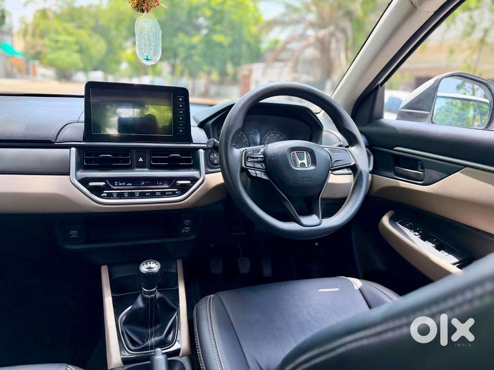 Honda Elevate V Mt, 2024, Petrol