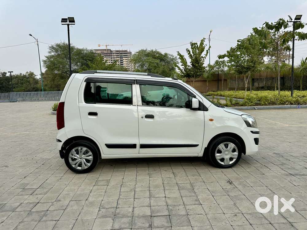 Maruti Suzuki Wagon R Vxi Optional, 2018, Petrol