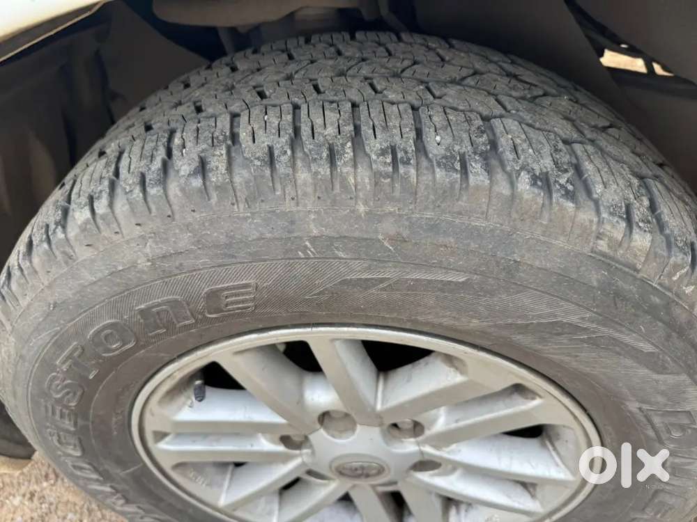 Toyota Fortuner 2012 Manual