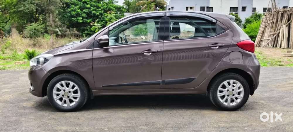 Tata Tiago Xz, 2016, Petrol