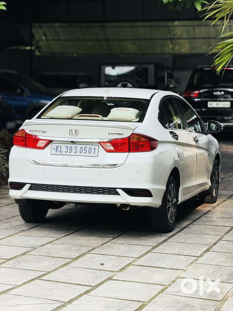 Honda City V Mt Exclusive, 2021, Petrol
