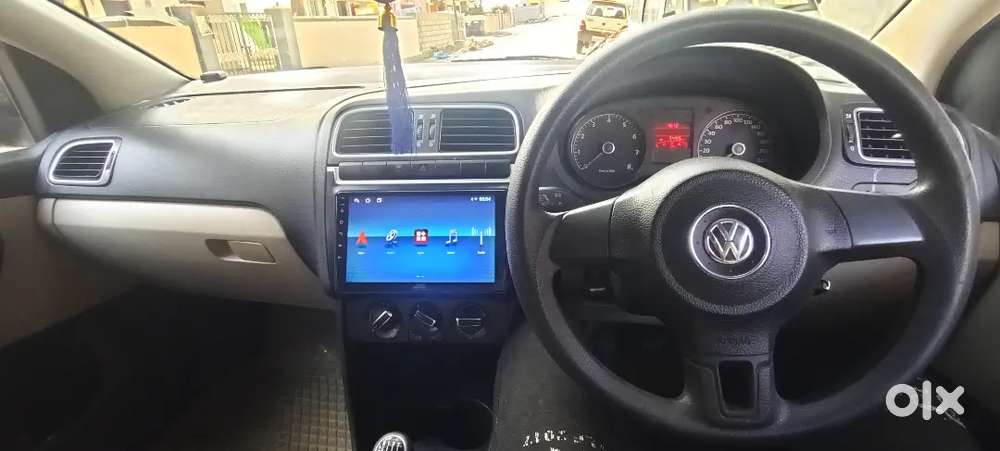 Volkswagen Polo 2011, Petrol Manual