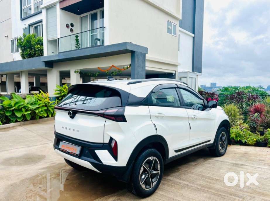 Tata Nexon Creative 1.5 Revotorq Diesel 6amt Dt, 2024, Diesel