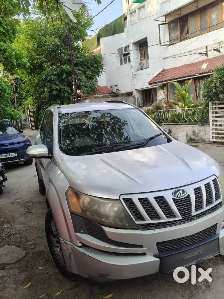 Mahindra Xuv500 2015 Diesel 143000 Km Driven