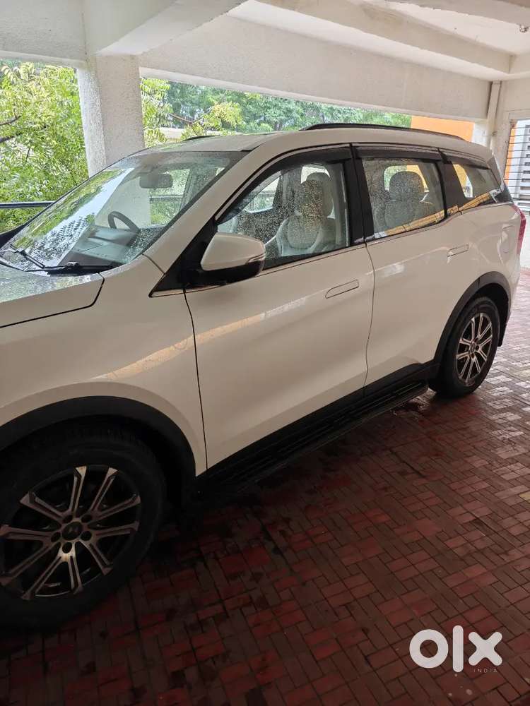 Mahindra Xuv700 Ax7 Petrol Automatic 2023 Model For Sale