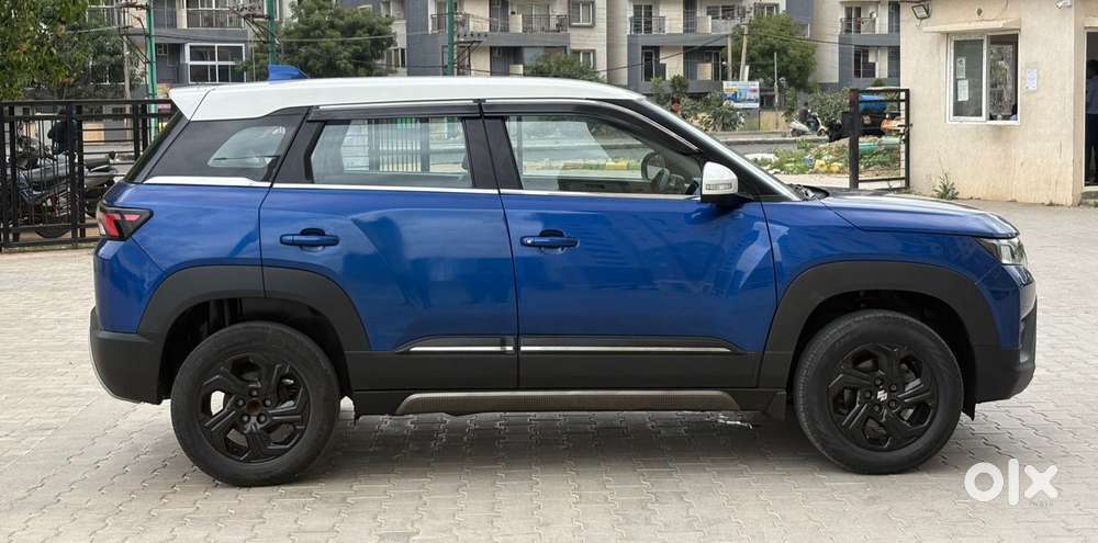 Maruti Suzuki Brezza 1.5 Vxi At Smart Hybrid, 2022, Petrol