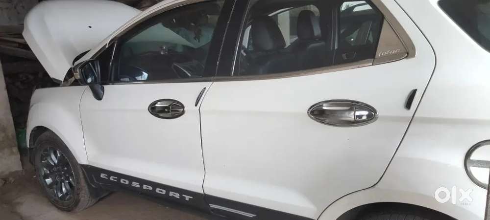 Ford Ecosport 1.5 Titanium ( Top Model )