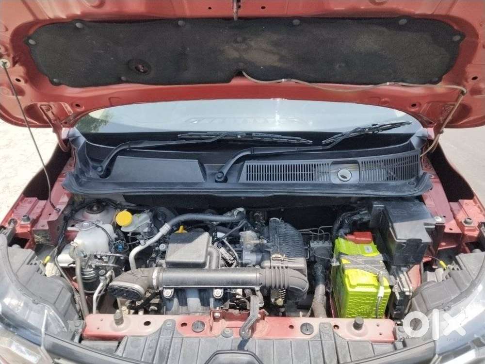 Renault Triber Rxz, 2020, Petrol