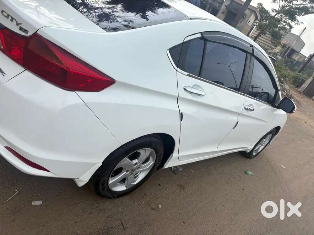 Honda City 2015 Petrol 64000 Km Driven