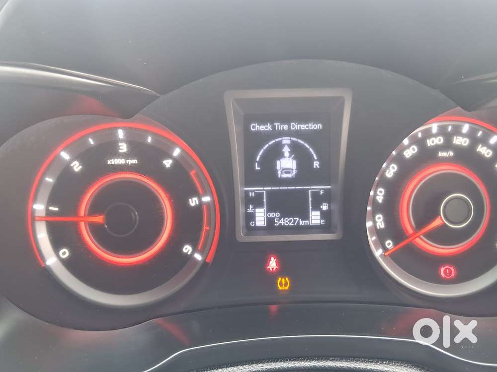 Mahindra Xuv300 W8 Option Diesel, 2022, Diesel