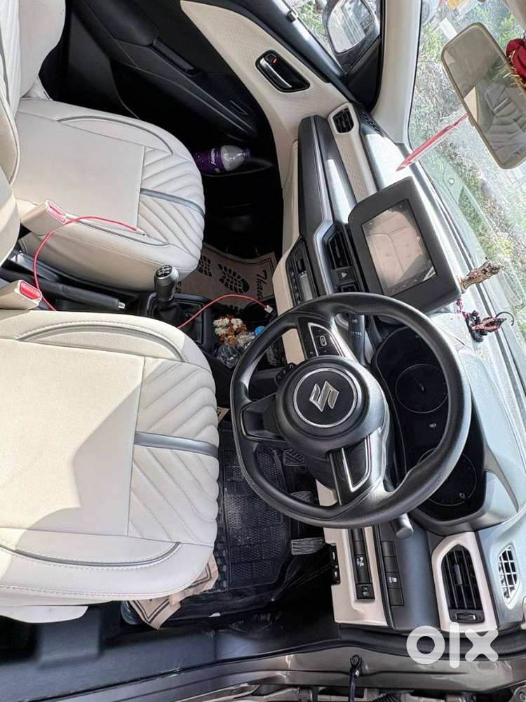 Maruti Suzuki Dzire 1.2 Vxi Cng, 2025, Cng & Hybrids