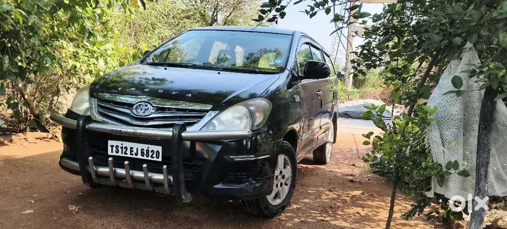 Toyota Innova 2009 Diesel 240000 Km Driven