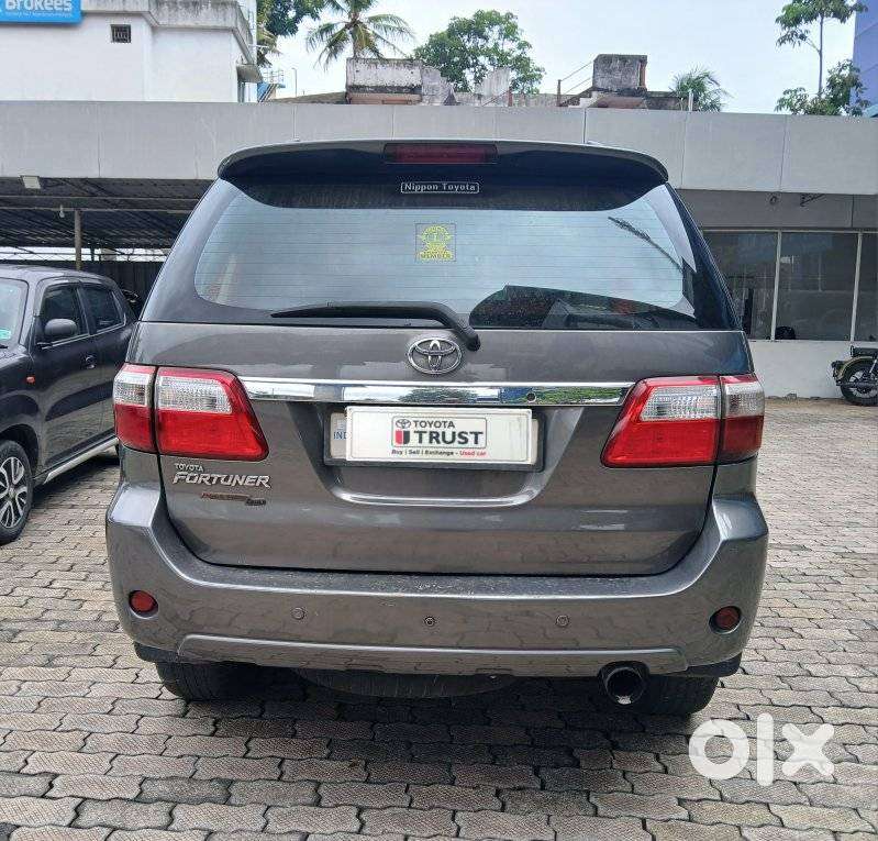 Toyota Fortuner 3.0 4x4 Manual, 2010, Diesel