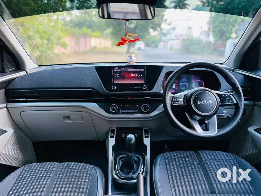 Kia Carens 1.5 Prestige 7 Str, 2024, Petrol