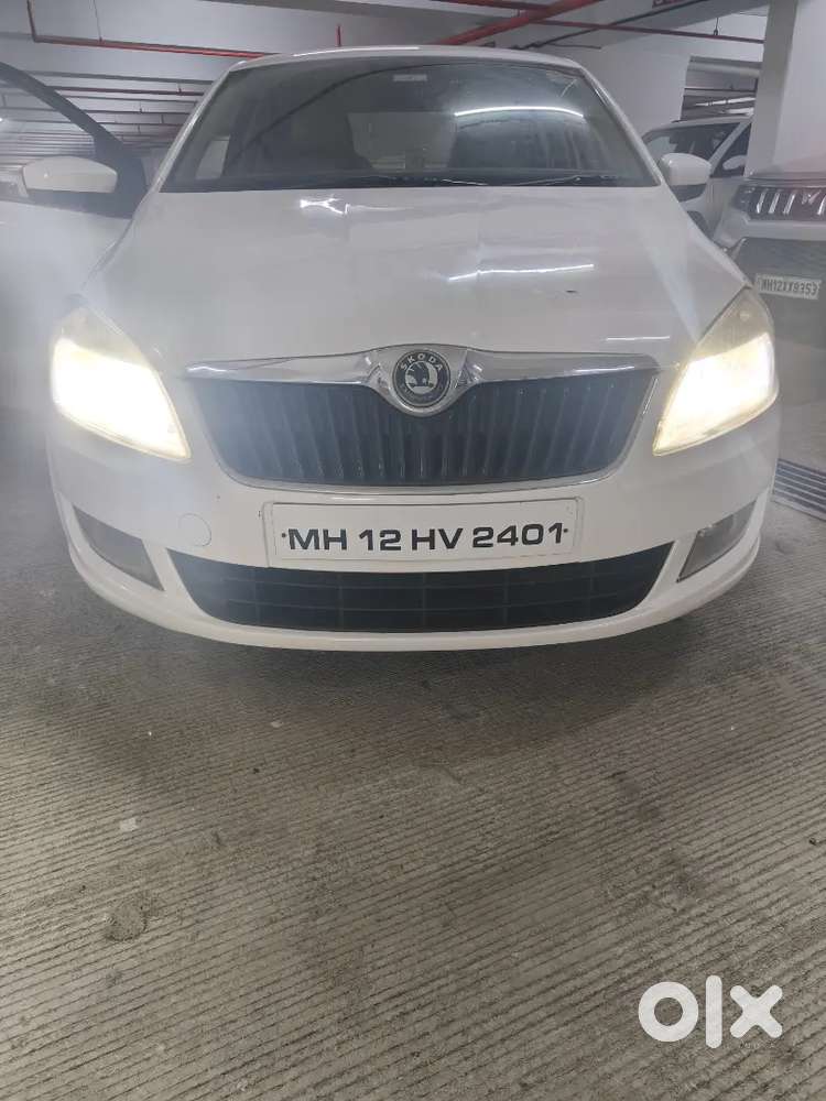 Skoda Rapid 1.6 Active 2012
